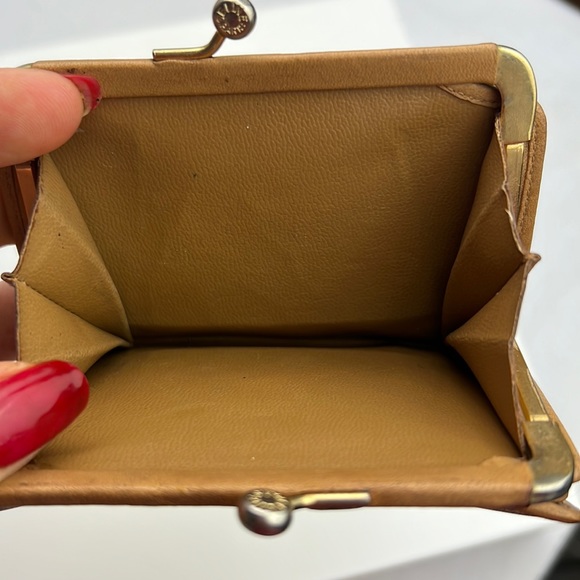 Auth. CELINE Macadam PVC Leather Bifold Wallet Logo Beige Gold Hardware Vintage - Picture 8 of 17